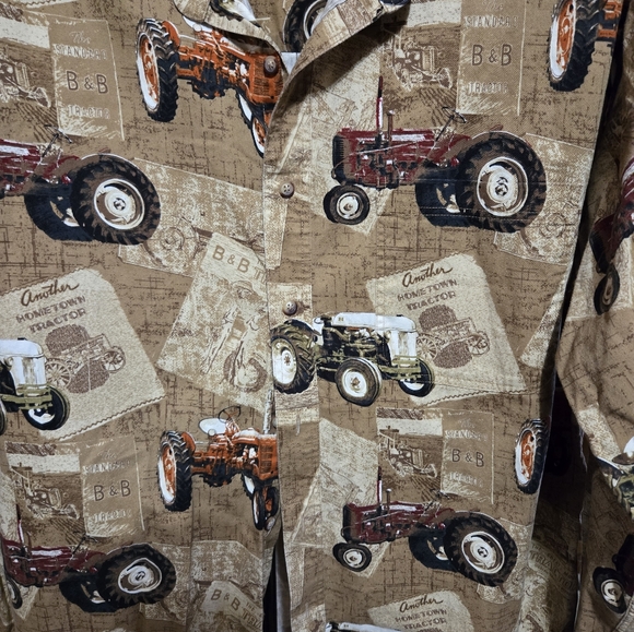 BIT & BRIDLE Tractors AOP Button Down Long Sleeve Shirt Size Large - Picture 4 of 4